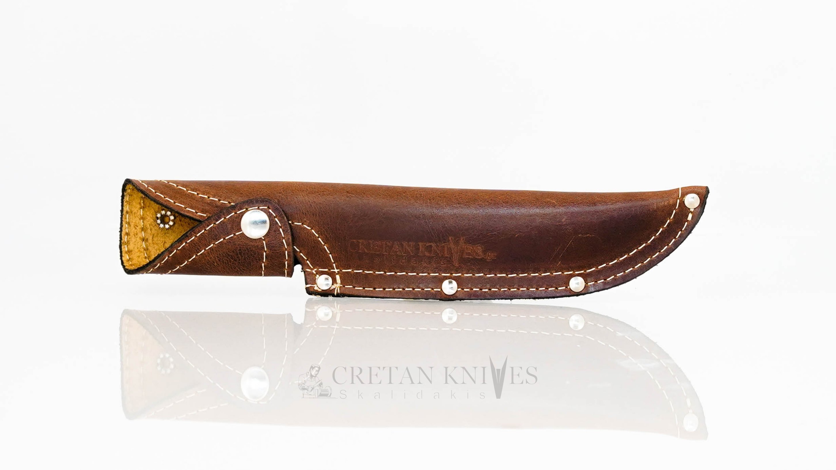 Traditional handcrafted sheath Traditional handcrafted sheath