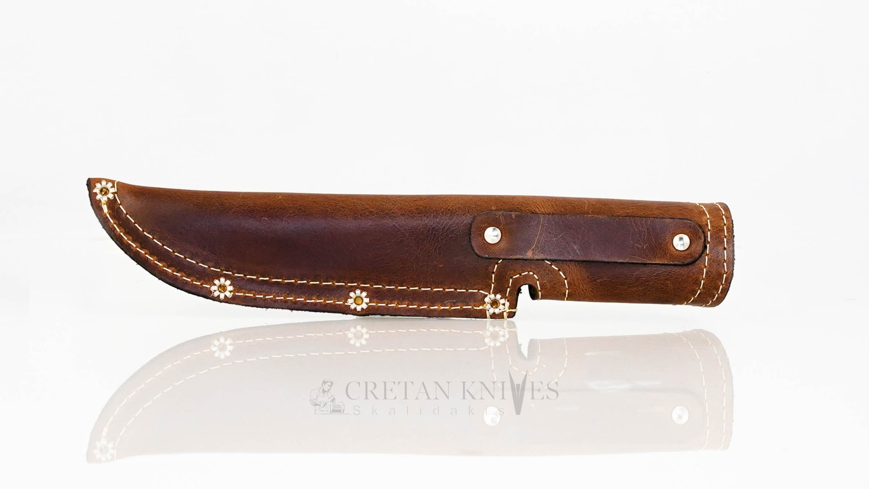Traditional handcrafted sheath Traditional handcrafted sheath
