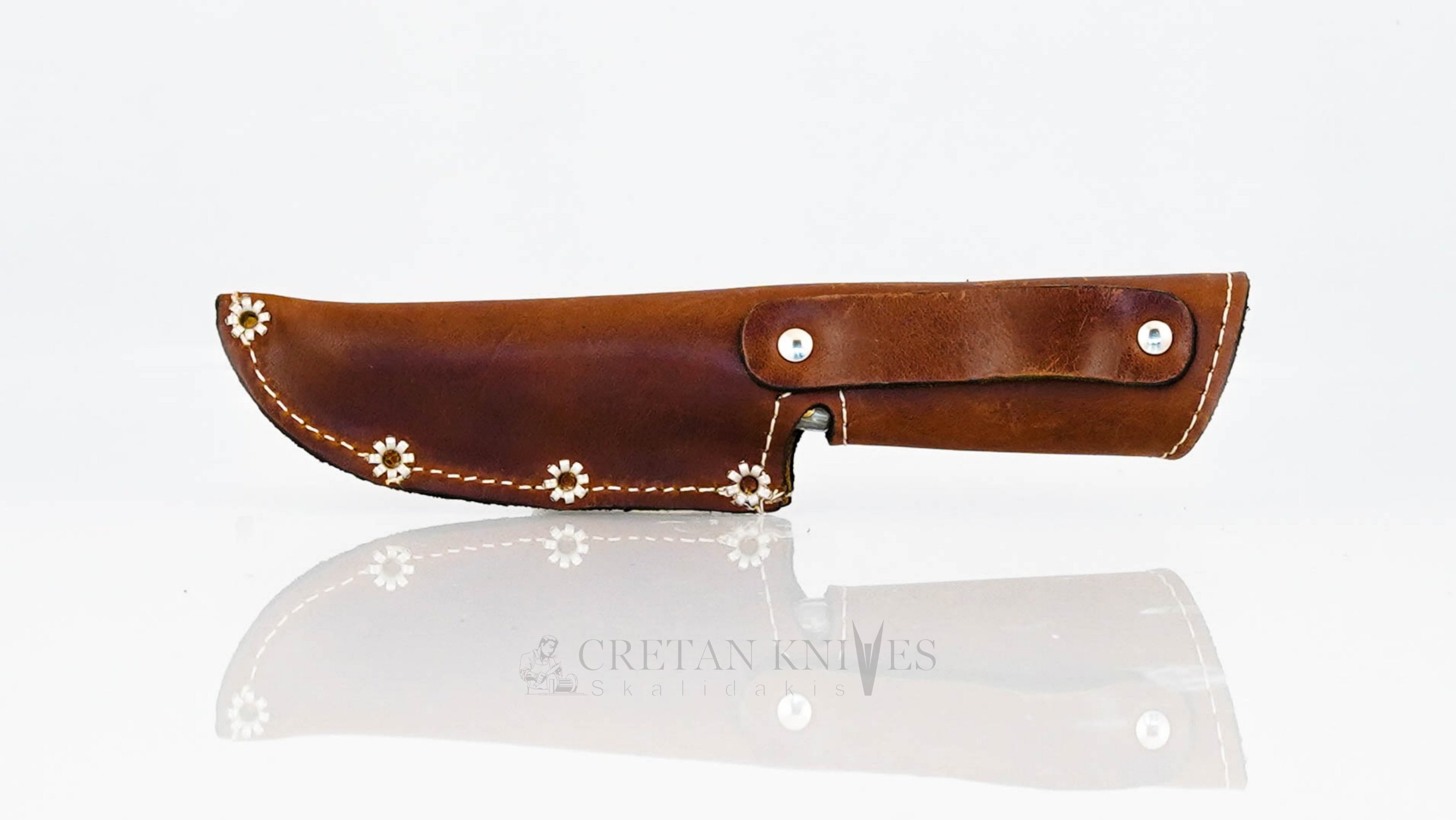 Traditional handcrafted leather sheath Traditional handcrafted leather sheath