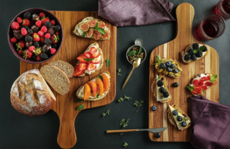 TeakHaus Cutting and Serving Board 50,8x25,4x1,9 cm TeakHaus Cutting and Serving Board 50,8x25,4x1,9 cm