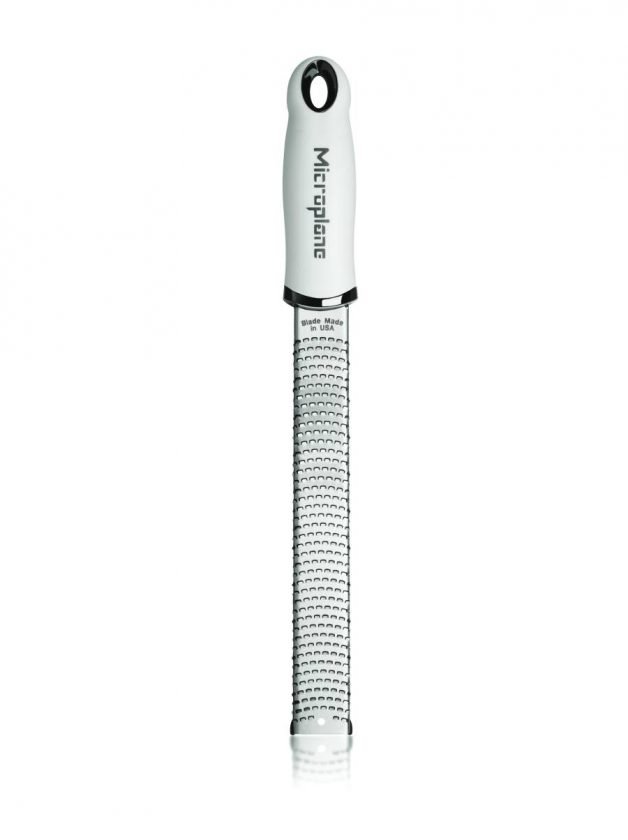 Microplane Premium Classic Τρίφτης Τυριού Σε Διάφορα Χρώματα Microplane Premium Classic Τρίφτης Τυριού Σε Διάφορα Χρώματα